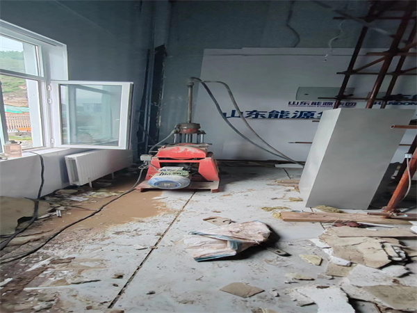 新邵地基基础下沉墙体裂缝加固注浆顶升施工